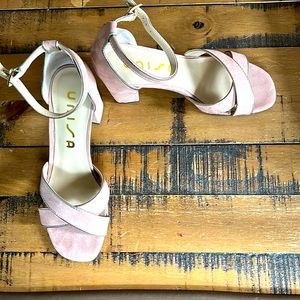 Unisa new in box light pink block heel